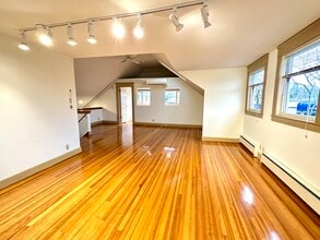 1442 Pearl St, Eugene, OR à louer Photo intérieure- Image 1 de 12