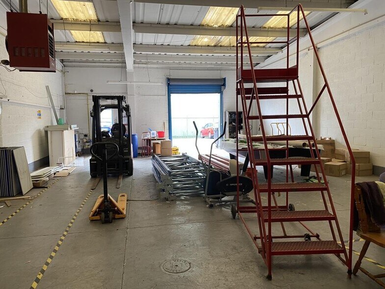 Gunhills Ln, Doncaster à louer - Photo du bâtiment - Image 3 de 6