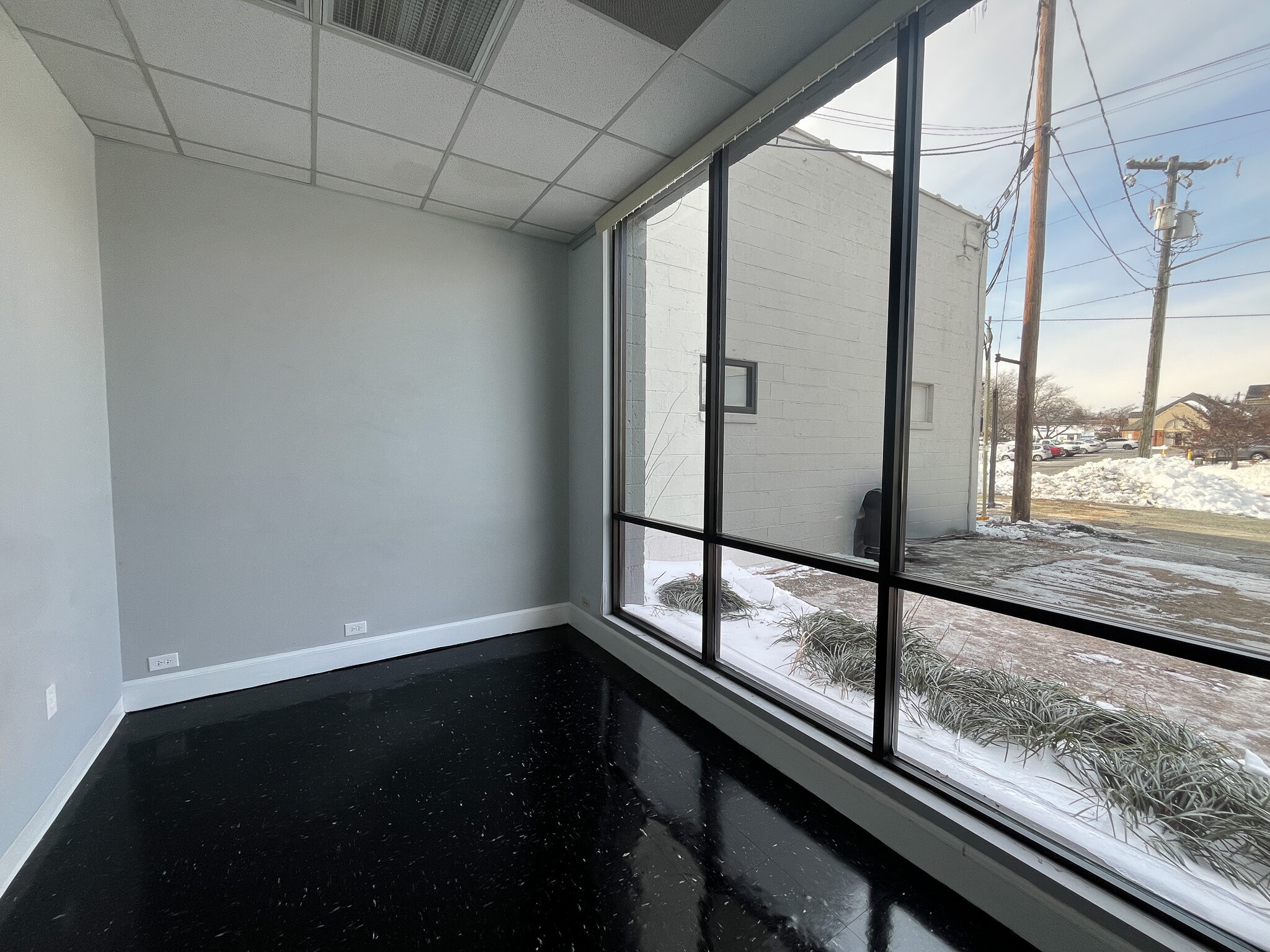 618 Forest St, Charlottesville, VA for lease Interior Photo- Image 1 of 18