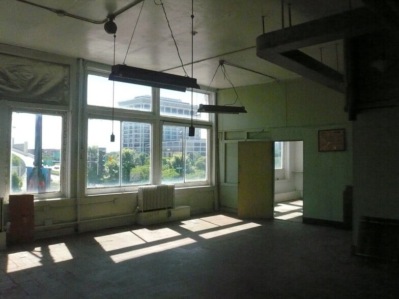 2420-2422 S Michigan Ave, Chicago, IL for sale - Building Photo - Image 2 of 14