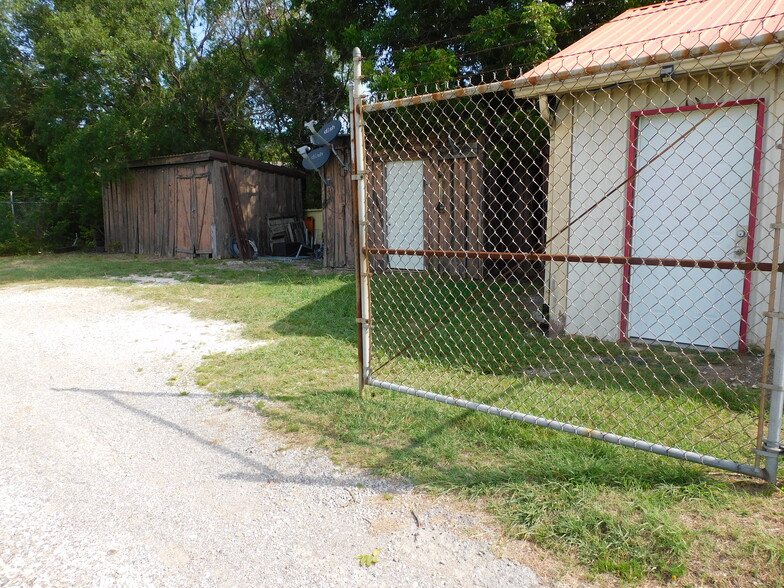 6202 Texoma Pky, Sherman, TX for sale - Building Photo - Image 2 of 5