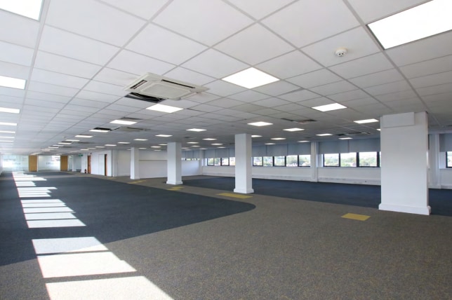 Marsh Way, Wakefield à louer Photo intérieure- Image 1 de 3