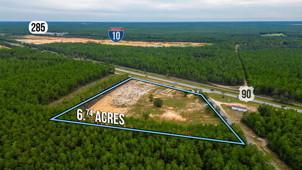 42 Laird Rd, Crestview, FL à vendre - Photo du bâtiment - Image 2 de 30