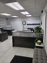 300 NW 70th Ave, Plantation, FL for lease Building Photo- Image 1 of 8