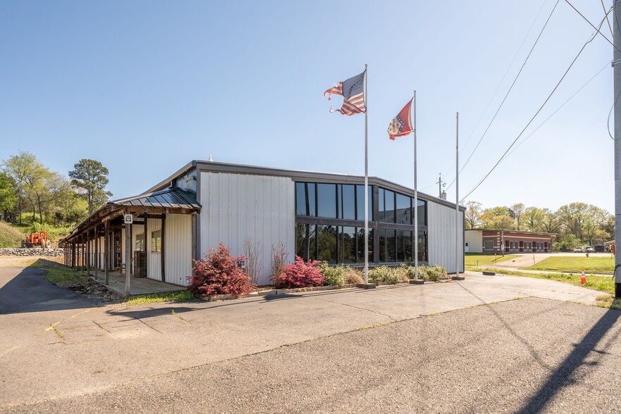 2695 Airport Rd, Hot Springs National Park, AR à vendre - Photo du bâtiment - Image 1 de 1