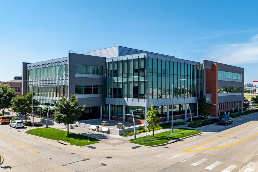 2021 Transformation Dr, Lincoln, NE à louer - Photo du bâtiment - Image 1 de 49