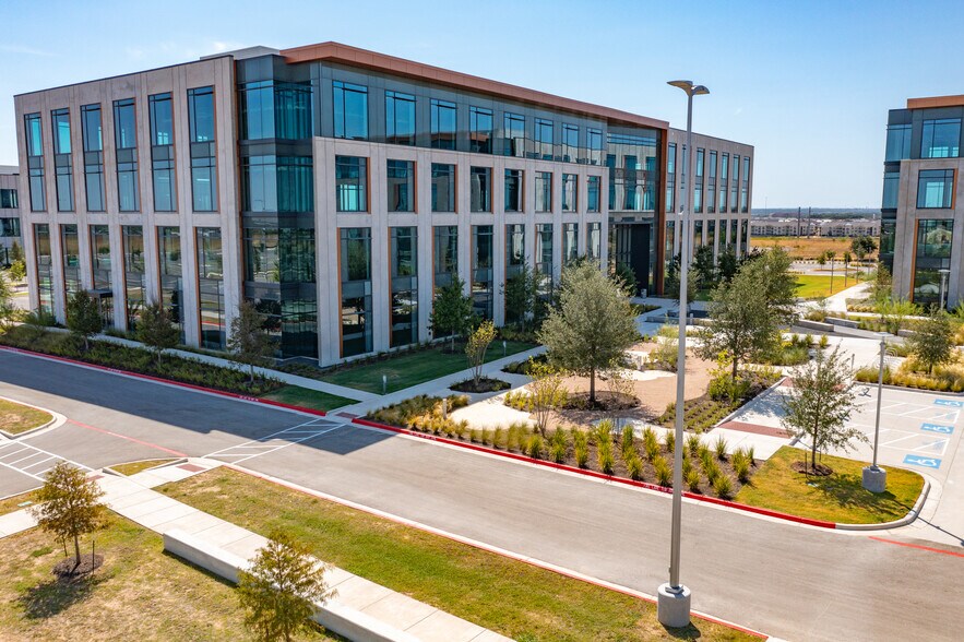 Parmer 5.1, Austin, TX à louer - Photo du bâtiment - Image 2 de 8