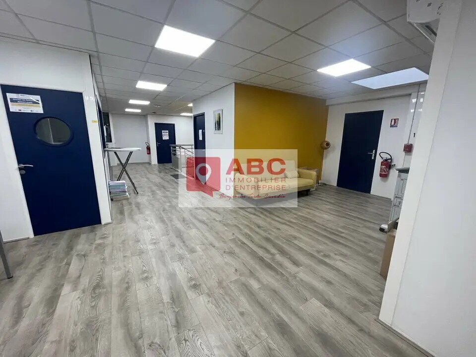 Office in Pérols for lease Building Photo- Image 1 of 7