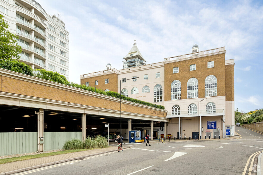 Chelsea Harbour, London for lease - Primary Photo - Image 1 of 15