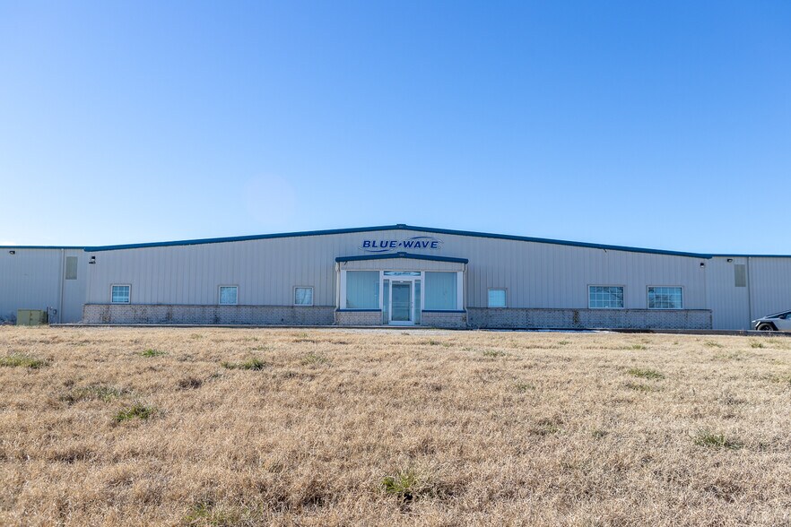 711 Boren Blvd, Seminole, OK à vendre - Photo du bâtiment - Image 2 de 7