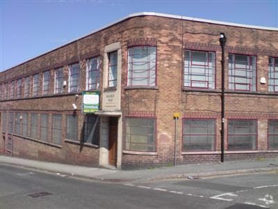Bridge St, Macclesfield for lease - Building Photo - Image 2 of 2