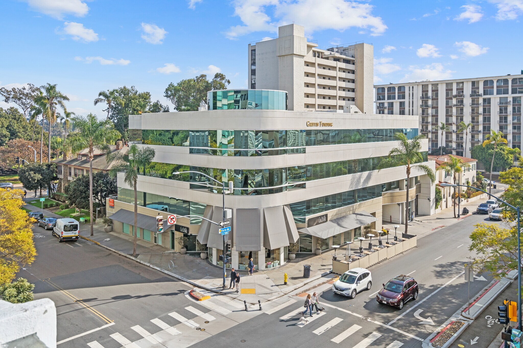 2445 5th Ave, San Diego, CA à louer Photo du bâtiment- Image 1 de 7