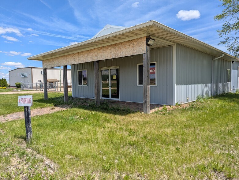 3523 Il Route 26 S, Freeport, IL à vendre - Photo du bâtiment - Image 1 de 1