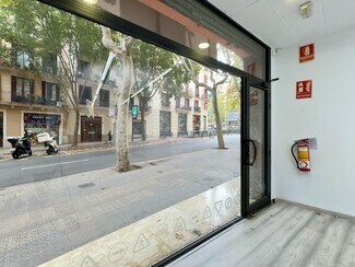 Plus de détails pour Multi-résidentiel à vendre