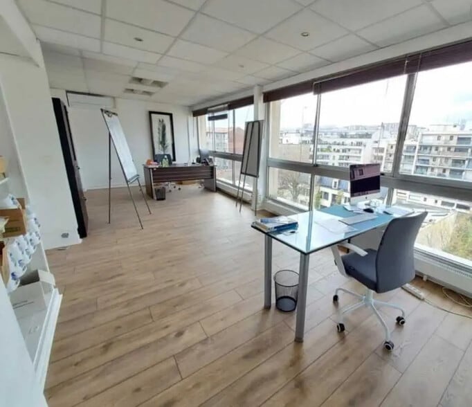 Bureau dans Puteaux à louer - Photo intérieure - Image 3 de 4