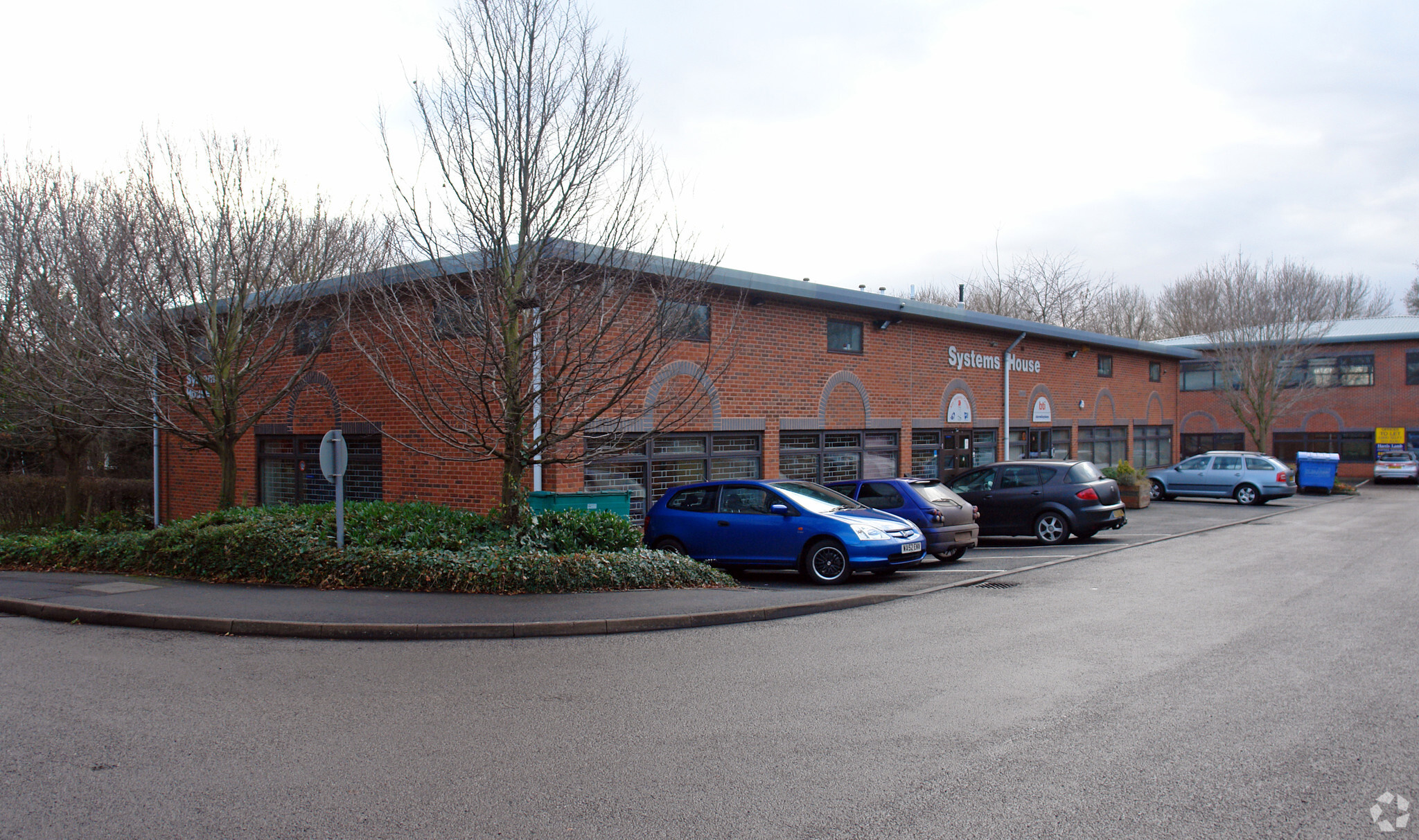 6 Burnt Meadow Rd, Redditch for lease Primary Photo- Image 1 of 4