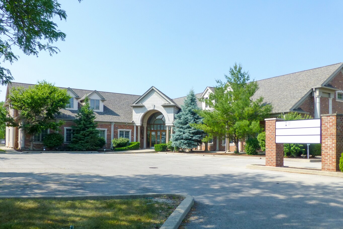30 Uno Cir, Joliet, IL à louer Photo du bâtiment- Image 1 de 16