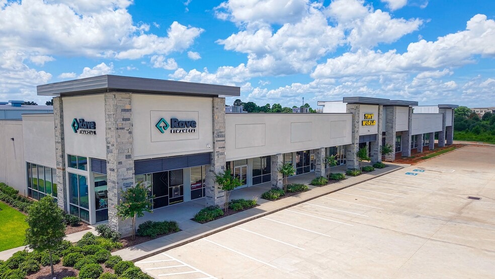670 N FM 3083 W Rd, Conroe, TX à vendre - Photo du bâtiment - Image 2 de 4