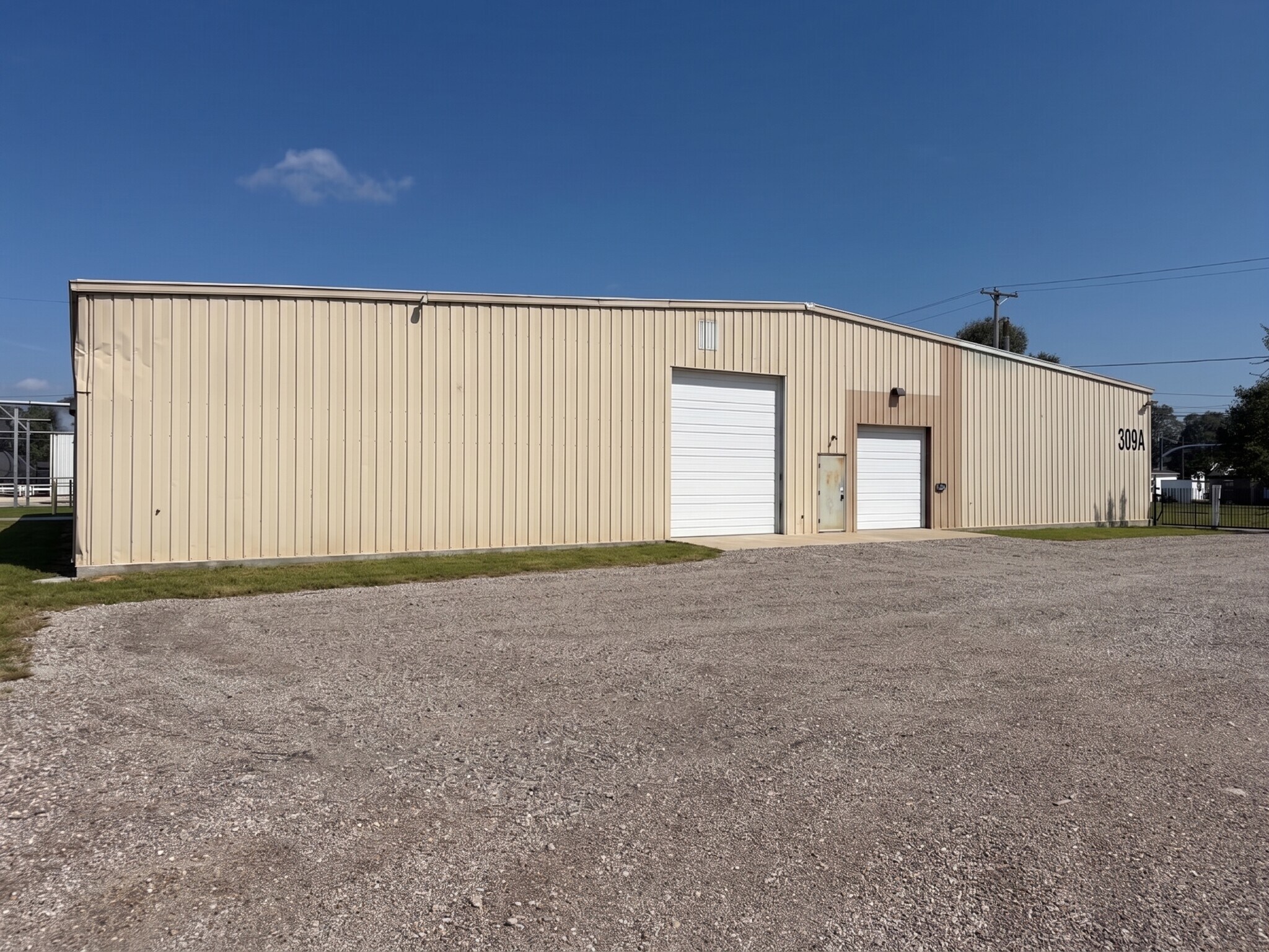 309 SE 8th St, Des Moines, IA à louer Photo du bâtiment- Image 1 de 6