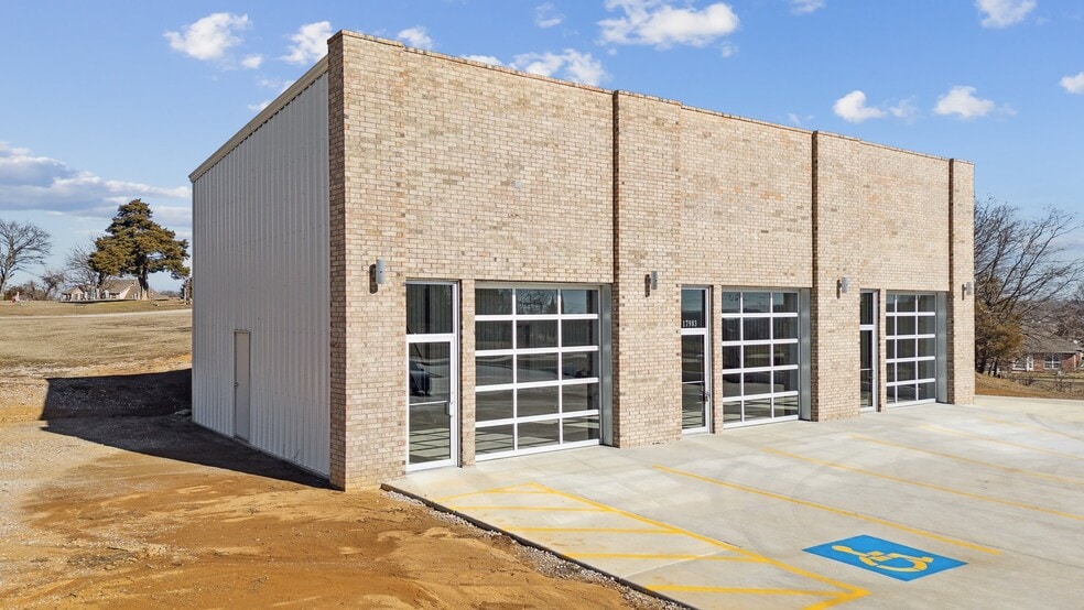 17983 E 116th N St, Owasso, OK à vendre - Photo principale - Image 1 de 20