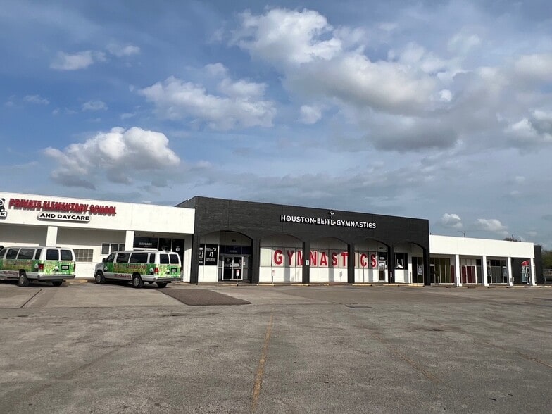 11502 Hughes Rd, Houston, TX for lease - Building Photo - Image 3 of 3