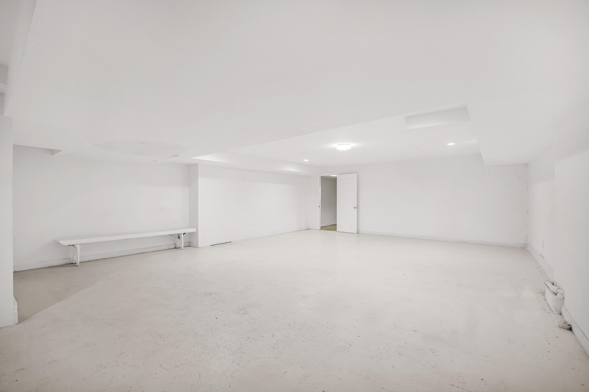 431 E 6th St, New York, NY for lease Interior Photo- Image 1 of 4