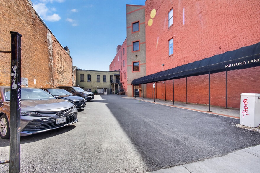 327-329 W Fayette St, Syracuse, NY for lease - Building Photo - Image 3 of 30