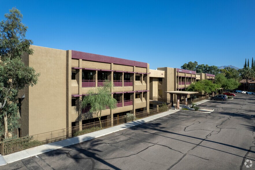 1111-1141 N El Dorado Pl, Tucson, AZ à vendre - Photo principale - Image 1 de 10