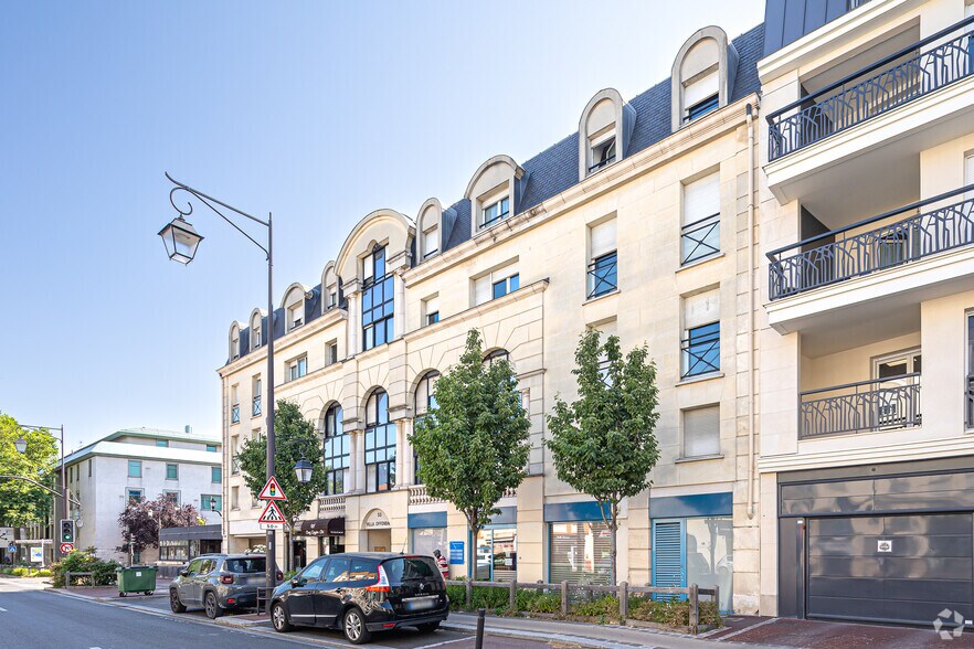 Immeuble residentiel dans Antony à vendre - Photo du bâtiment - Image 2 de 2