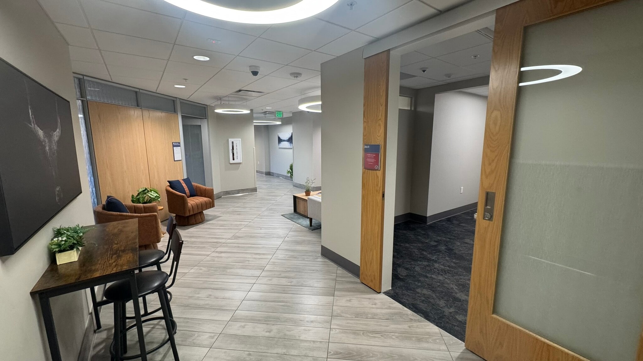 56 Edwards Village Blvd, Edwards, CO for lease Interior Photo- Image 1 of 9