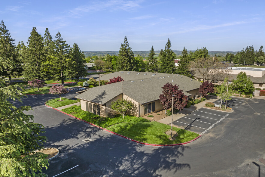 1367 E Lassen Ave, Chico, CA for lease - Aerial - Image 3 of 22