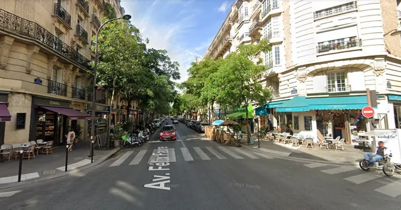 Retail in Paris for sale Building Photo- Image 1 of 3