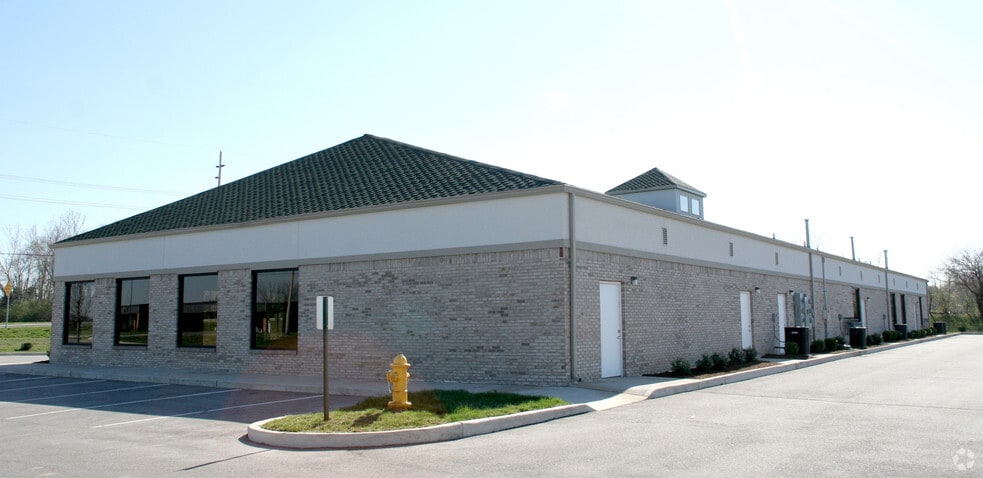 2031-2043 S Old Highway 94, Saint Charles, MO à louer - Photo du bâtiment - Image 2 de 12