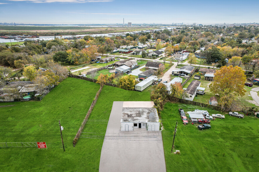 16525 Market, Channelview, TX for sale - Aerial - Image 1 of 1