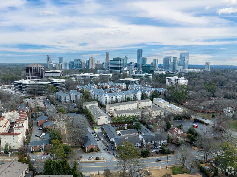 3535 Roswell Rd NE, Atlanta, GA à vendre - Aérien - Image 2 de 18