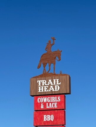 Plus de détails pour 1111 W Hwy 290, Dripping Springs, TX - Commerce de détail à louer