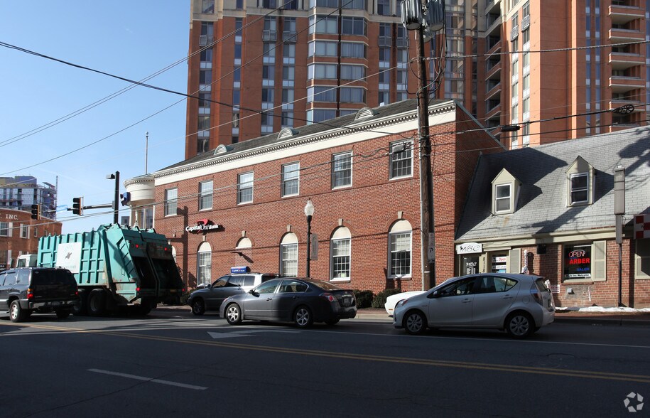 4825 Cordell Ave, Bethesda, MD à louer - Photo du bâtiment - Image 3 de 3