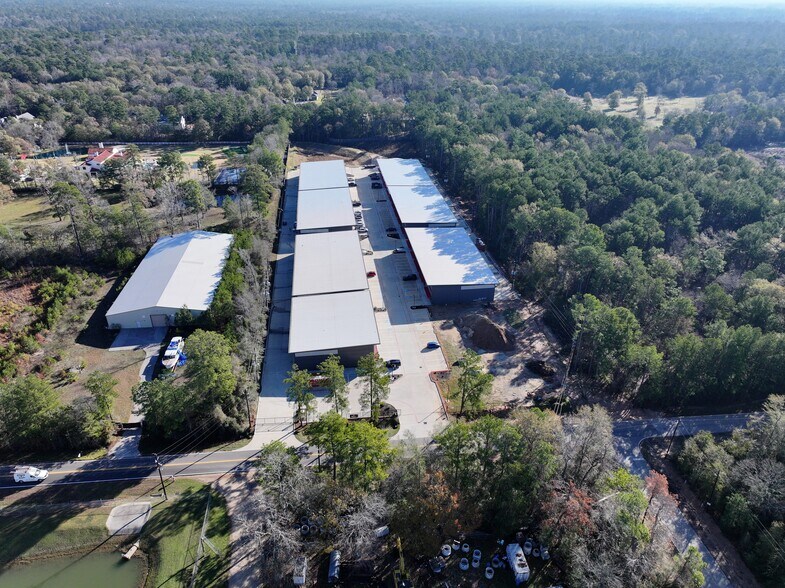 28408 Sweetgum Rd, Magnolia, TX à louer - Photo du bâtiment - Image 2 de 38