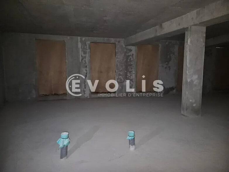 Flex in Vanves for lease - Construction Photo - Image 3 of 14