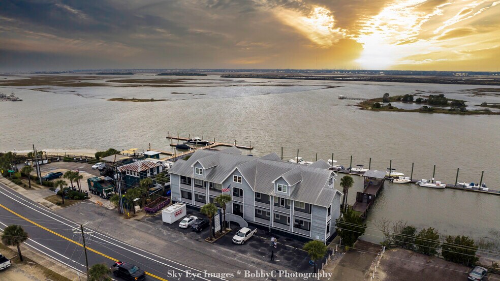 103 Palm Blvd, Isle Of Palms, SC à vendre - Photo du bâtiment - Image 2 de 23