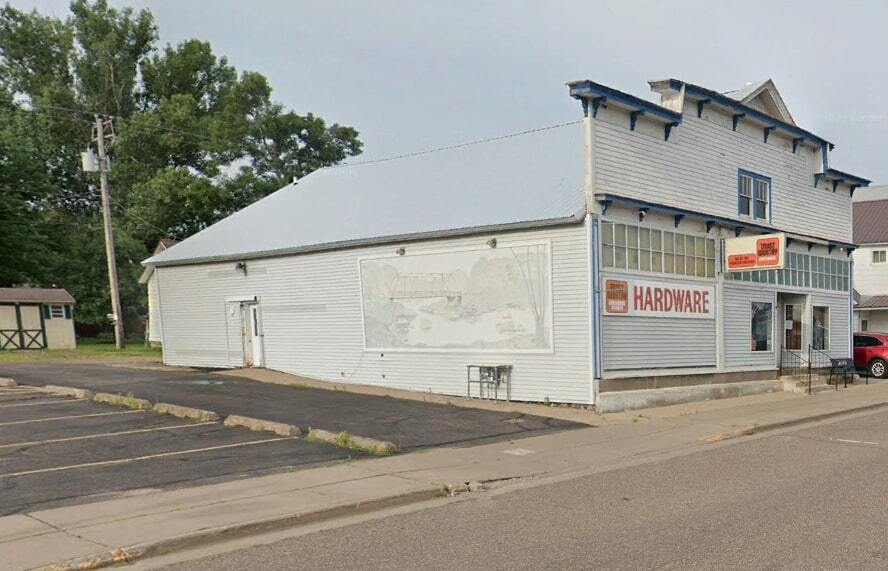 719 E Murray St, Boyd, WI à vendre - Photo du bâtiment - Image 2 de 6