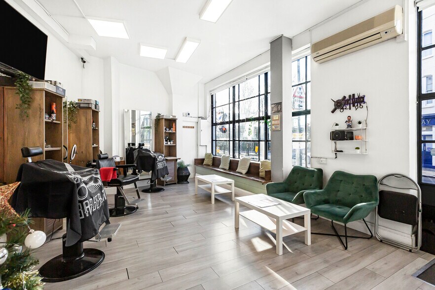 85 Agincourt Rd, Londres à vendre - Photo du bâtiment - Image 2 de 8