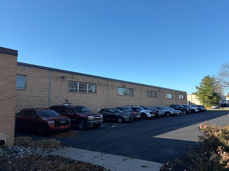 2225 Avenue A, Bethlehem, PA for lease - Building Photo - Image 1 of 4