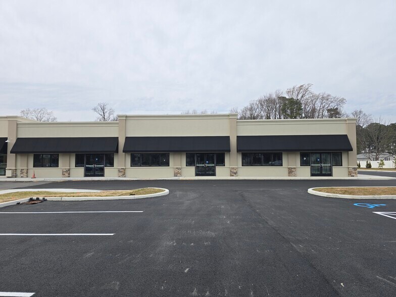 711 N DuPont Blvd, Milford, DE à louer - Photo du bâtiment - Image 3 de 9