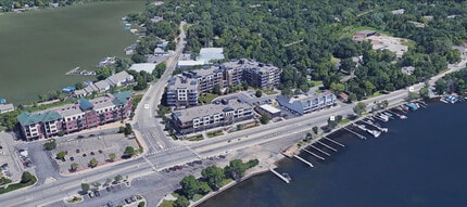 4100 Shoreline Dr, Spring Park, MN for lease Building Photo- Image 1 of 6