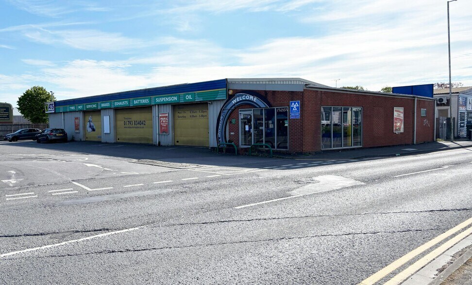 Hobley Dr, Swindon à louer - Photo du bâtiment - Image 1 de 2