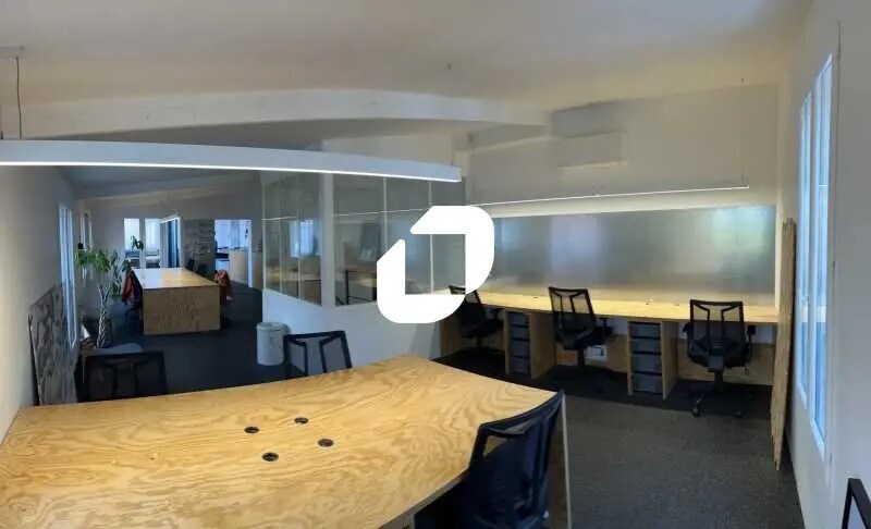 Bureau dans Montreuil à louer - Photo du bâtiment - Image 2 de 7