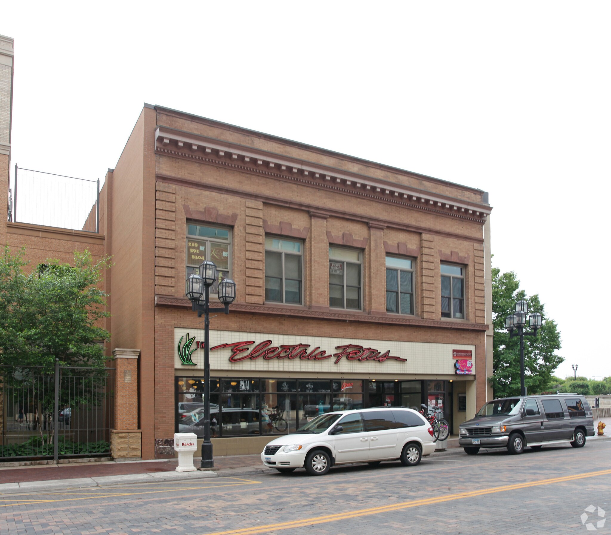12 E Superior St, Duluth, MN à louer Photo du bâtiment- Image 1 de 28