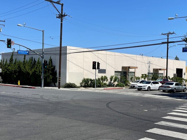 Plus de détails pour 7001 Jackson St, Paramount, CA - Industriel à louer