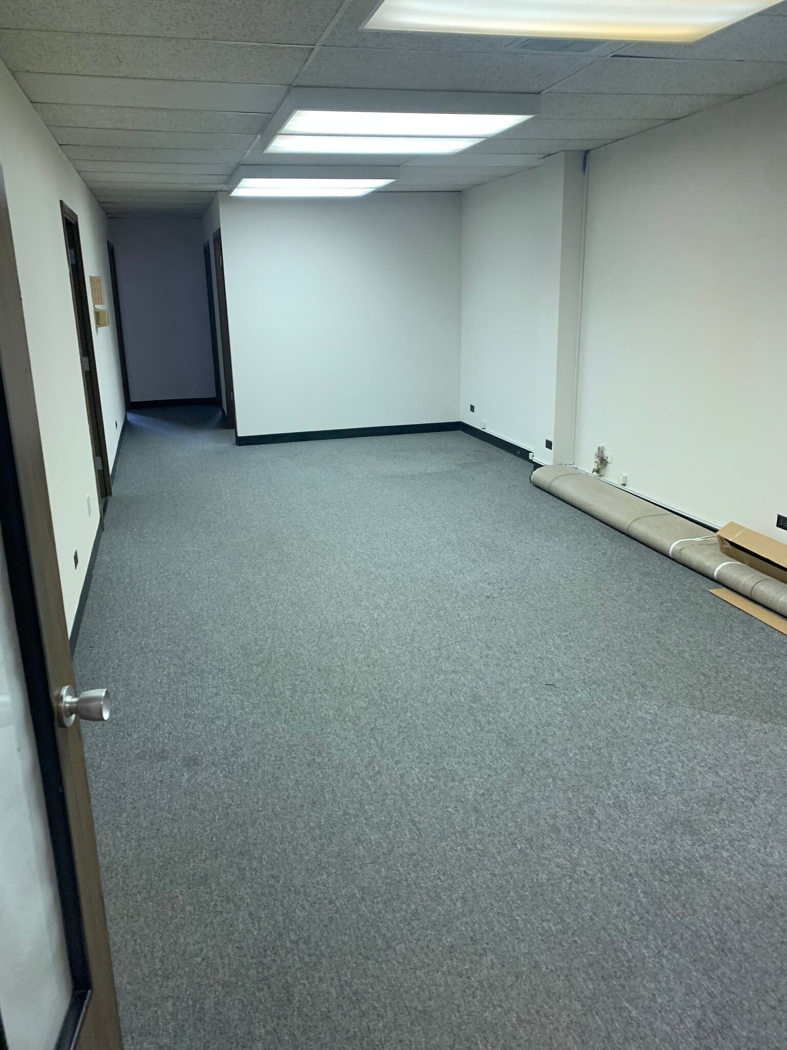 4433 W Touhy Ave, Lincolnwood, IL for lease Interior Photo- Image 1 of 6